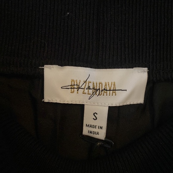 Cuffed Satin Jogger - Picture 4 of 4